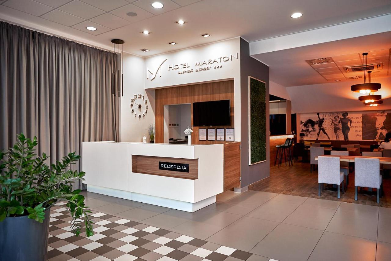Hotel Maraton Szamotuły Екстериор снимка