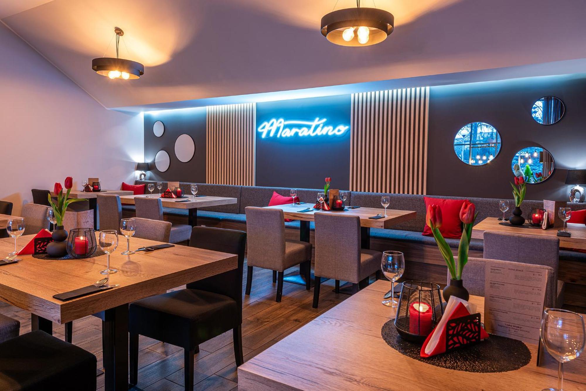 Hotel Maraton Szamotuły Екстериор снимка
